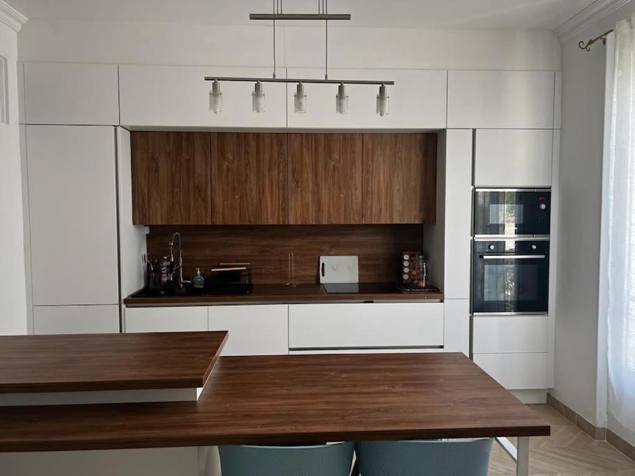 Grande Maison En Bords De Marne - 25 Min De Paris كْرُتييّ المظهر الخارجي الصورة